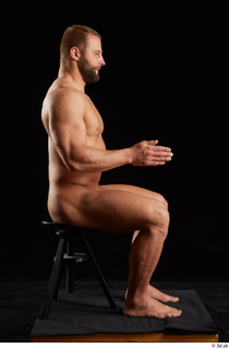 Dave  1 nude sitting whole body 0013.jpg